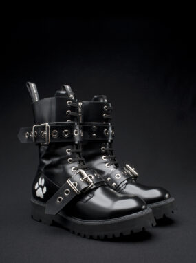 BP002-Black-Paws-Black-QR