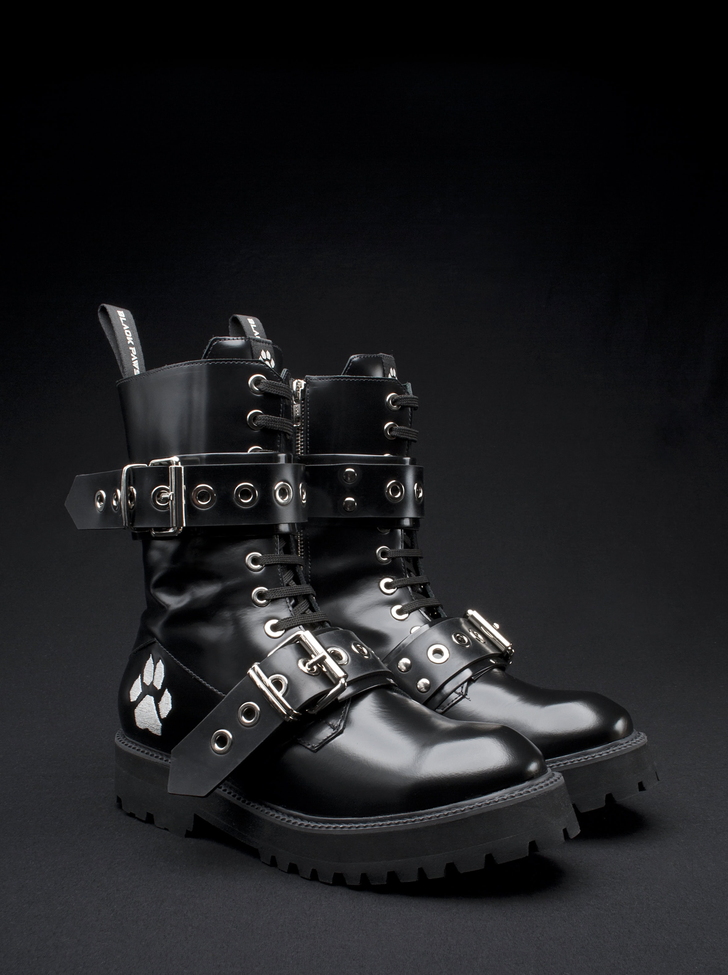 BP002-Black-Paws-Black-QR