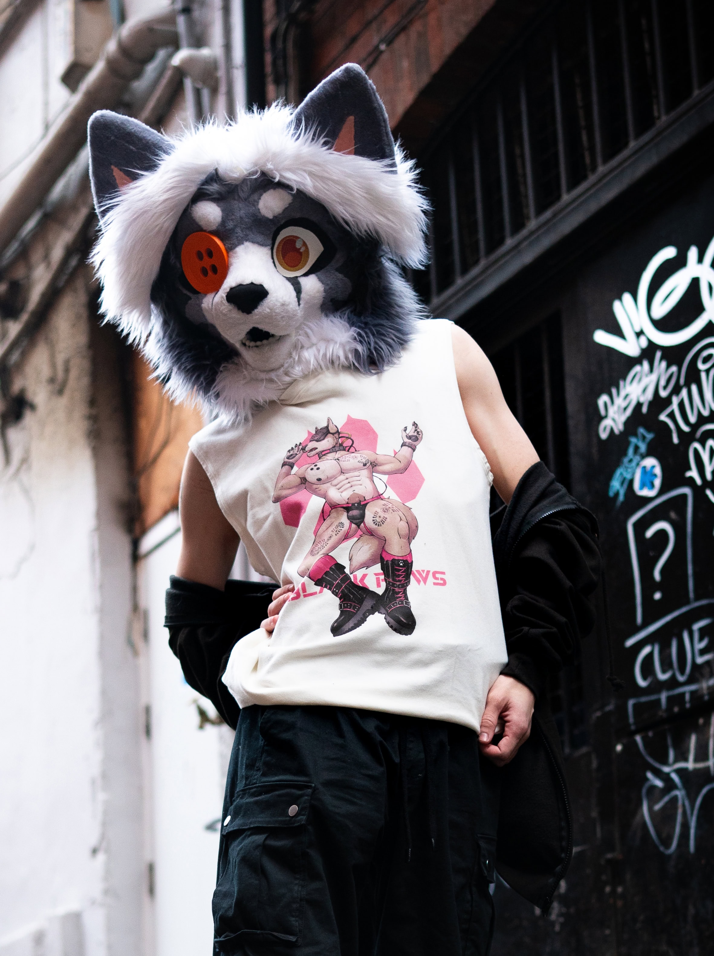 BP057-Black-Paws-Daphur-Sproxxy-2